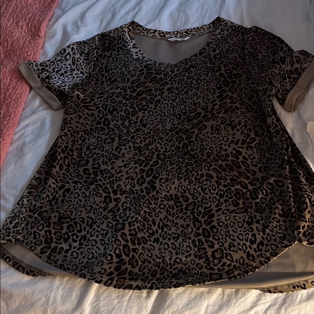 Amaryllis Animal Print Short Sleeve Tee